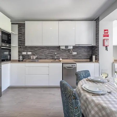 Apartment Rocha Night By Gestaz Portimao